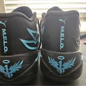 LaMelo basketball shoes - size 11.5